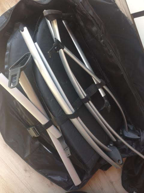 Deryan Peuter Travel Cot - Silver