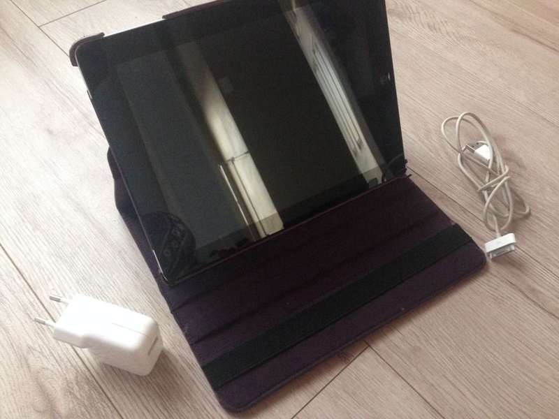 Apple iPad 2 Model A1396 32GB