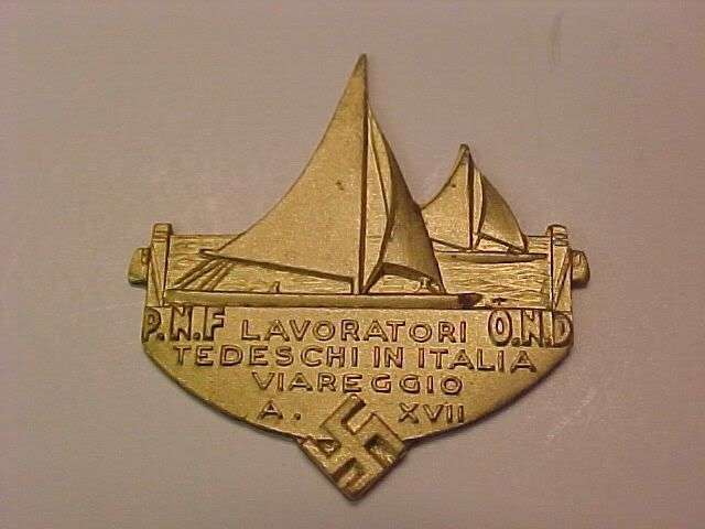 RARE! WWII German ITALIAN Badge R10 NO RESERVE!