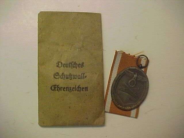 WWII Nazi German WESTWALL Medal w Issue Pack