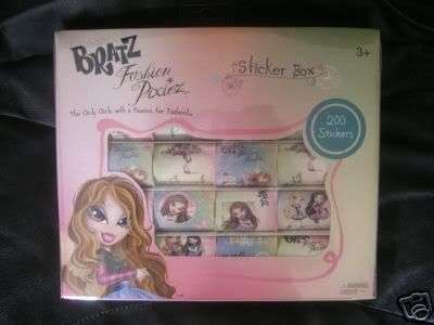 BRATZ FASHION PIXIEZ - 200 REUSABLE STICKER BOX