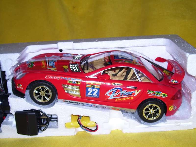 >>Remote Controlled Car<<