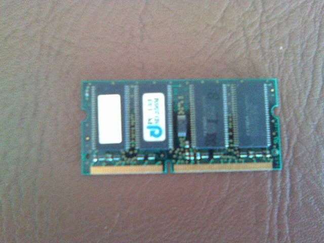 Elpida PC133 -256MB Laptop RAM