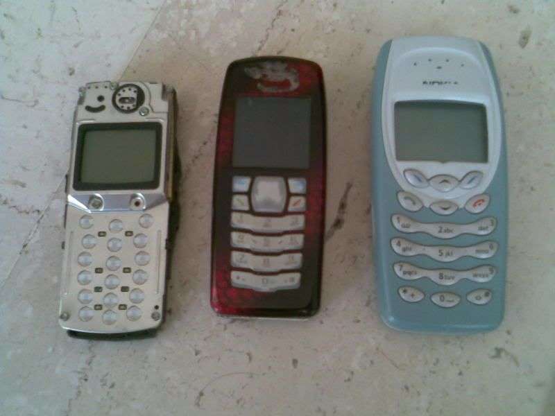 Cellphone and Spares Bundle