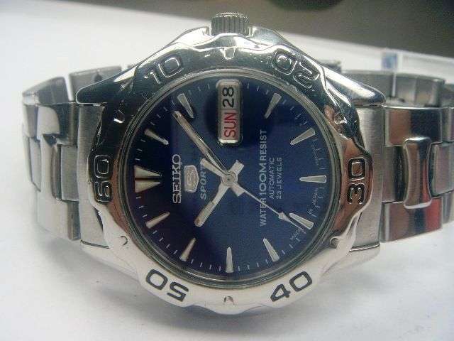 SEIKO 5 SPORTS DAY/DATE AUTOMATIC MEN'S WATCH 7S36-00L0