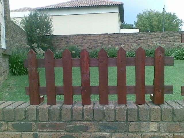 Banzo Flowerbed Fence 1200 x 450mm
