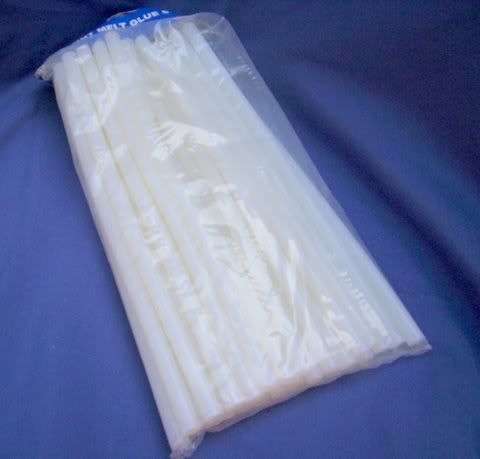 Glue Sticks per 1Kg 11.2 mm  or 7.1mm x 300mm