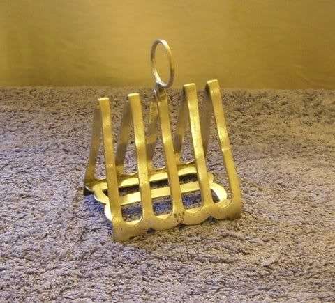 SAR 4 Slice Toast Rack - JH Potter