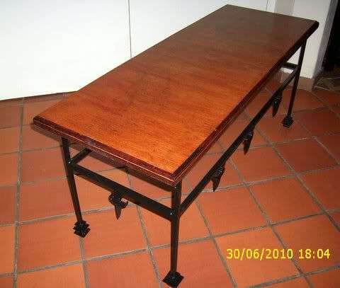 Rustic Ruffcut Coffee table