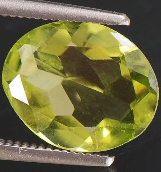 RARE!!! 1.95cts Natural Untreated Rare Burma Green Peridot Gemstone