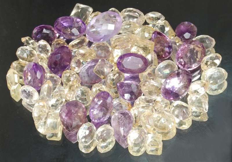 226.50cts Amethyst & Citrine Gemstone Lot