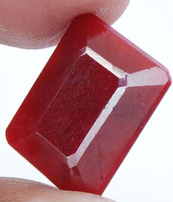 16.25cts Africa Red Ruby Gemstone