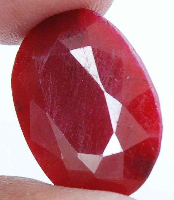 18.90cts Africa Red Ruby Gemstone