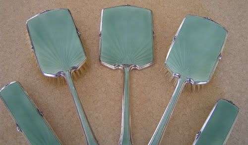 green brush2