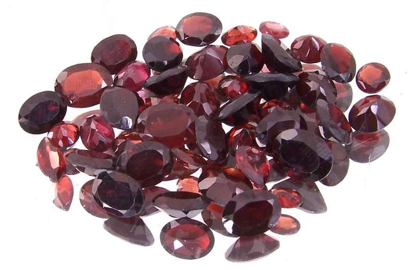 105.45cts Natural Africa Red Garnet Gemstone Wholesale Lot