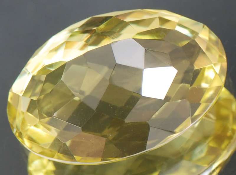 41.80cts Rare Africa Green Gold Quartz Gemstone
