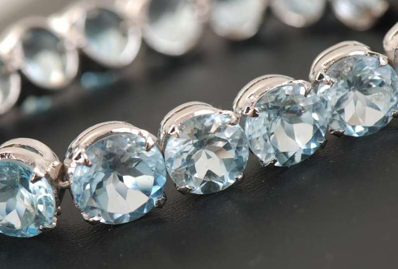 Natural 925 Silver Brazil Swiss Blue Topaz Gemstone Bracelet