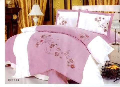 Purple & White Fully Embroidered 6 Pc Duvet set