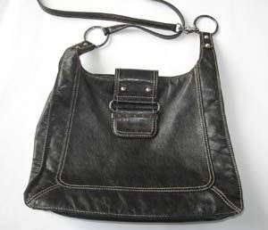 BLACK VINTAGE GUESS HANDBAG!!