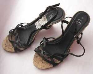 FAB BLACK WEDGES!!
