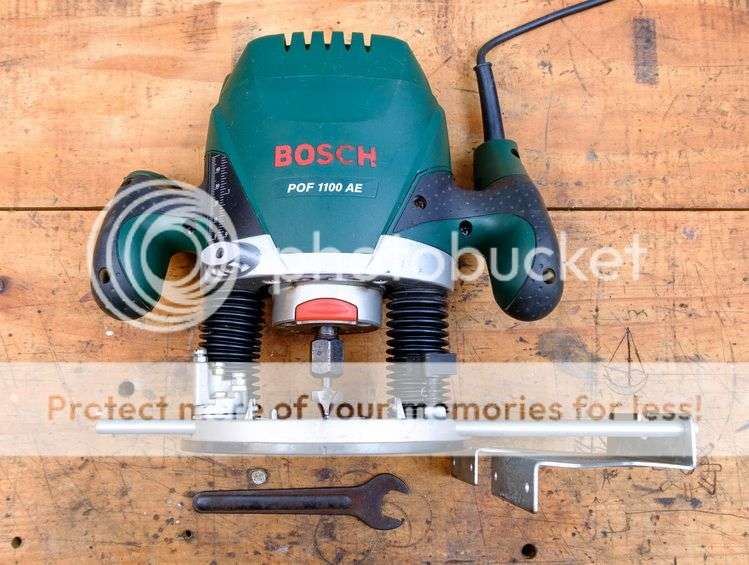 Bosch POF 1100 AE Router **1100W, Speed control 11000-28000rpm**