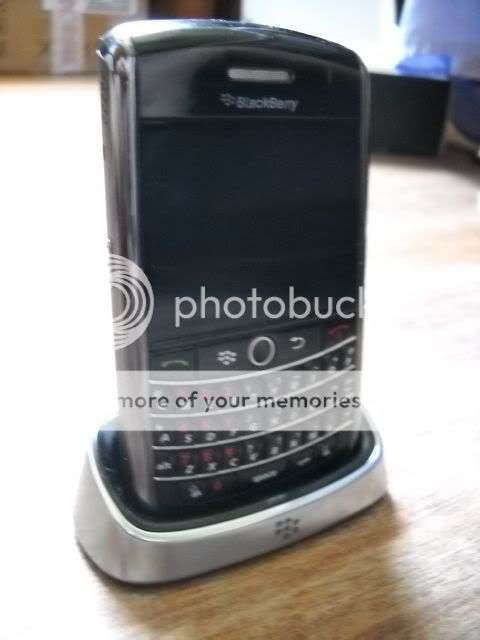 BlackBerry TOUR 9630 +dock + 4gb