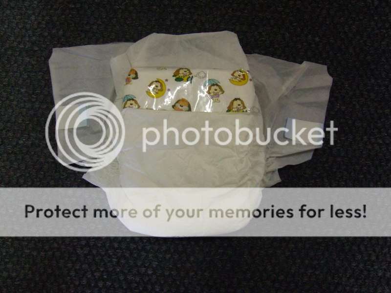 Disposable Nappies - extra gel - Size small with wetness indicator 3kg to 6kg R28.50 per pack of 25