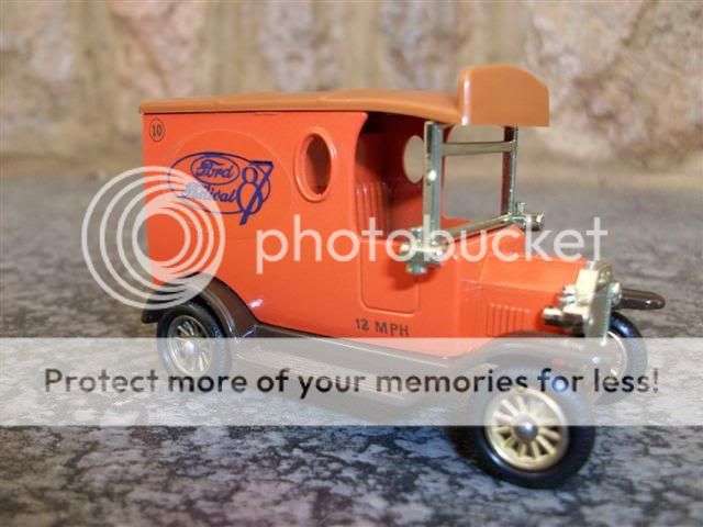 http://i538.photobucket.com/albums/ff349/trainmad1/100_0537Small.jpg?t=1231956901