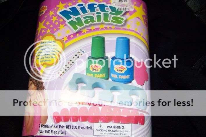 Nifty nails - For the little lady