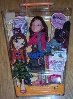 The image “http://i62.photobucket.com/albums/h109/lagstewart/2007/bratzclassphoebe.jpg” cannot be displayed, because it contains errors.