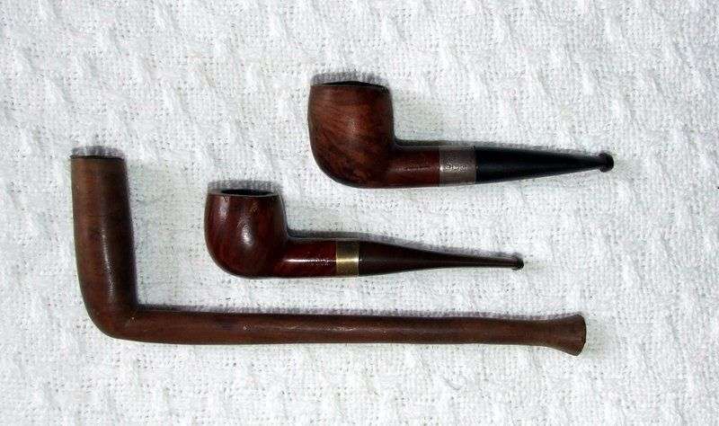 Collection of three antique estate pipes - one hallmarked 1915!