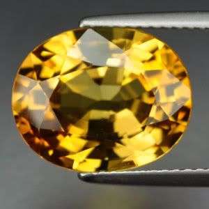 4.50ct - FLAWLESS YELLOW GOLD SAPPHIRE OVAL LOOSE GEM