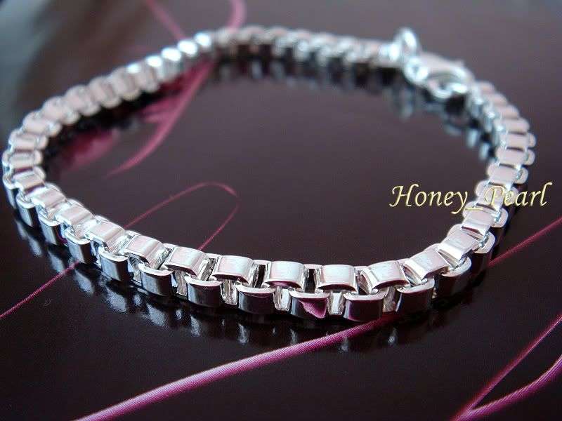Stunning 925 Sterling Silver Box Bracelet