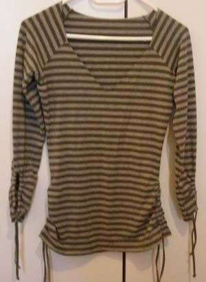 YDE CX grey-striped long sleeve top