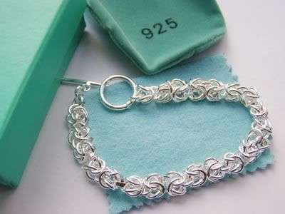 925 Sterling SIlver toggle Clasp Bracelet! STUNNING ITEM!