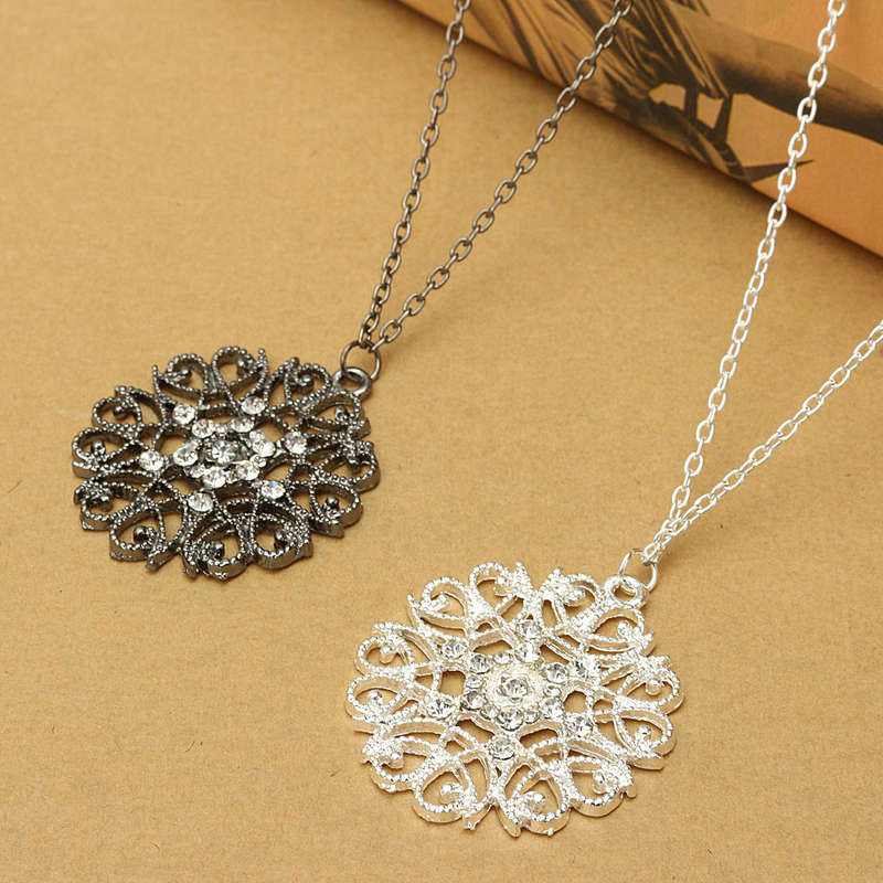Hollow Out Necklace