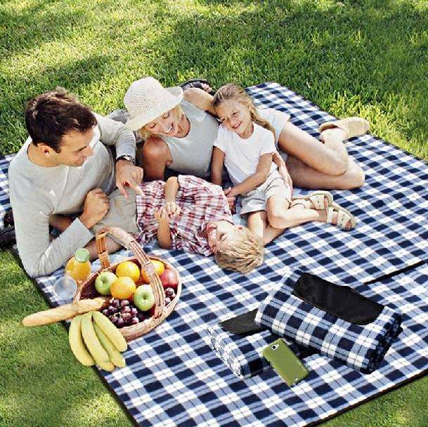 spring outing picnic mat
