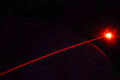 http://img.diytrade.com/cdimg/375047/4596496/0/1194011916/Red_Laser_Pointer_200MW_JLR-003.jpg
