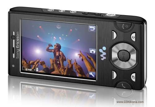 Sony Ericsson W995