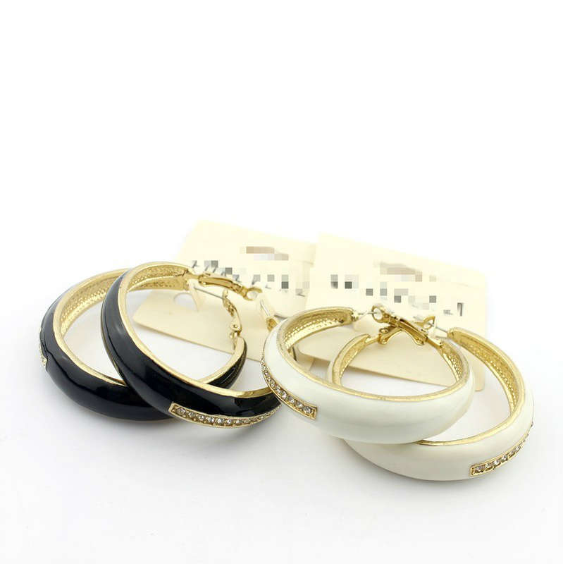 STUNNING ! - Forever 21 Style Elegant Hoop Earrings With Gold Trimming and Rhinestones
