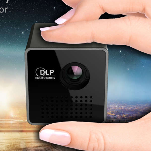UNIC P1 Mini LED Portable 30 Lumens HDMI Projector DLP Home Movie Theater Projector