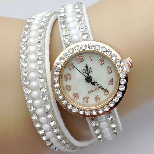 Vintage Crystal Long Strap Round Dial Women Bracelet Wrist Watch