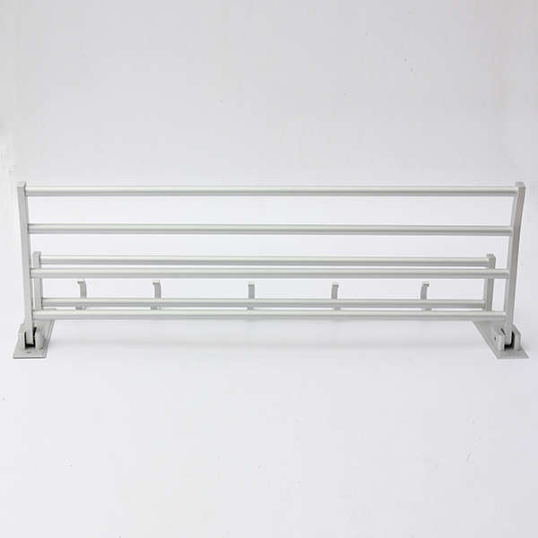 hotel style towel rack