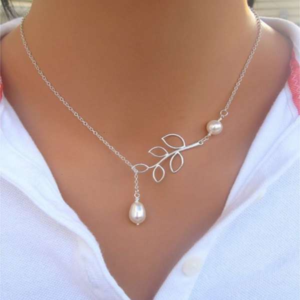 Hollow Tree Leaf Necklace