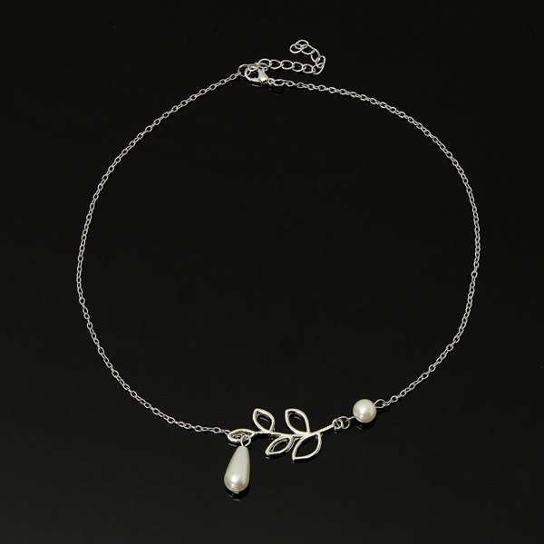 Hollow Tree Leaf Necklace