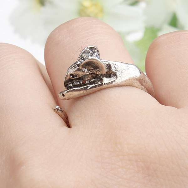 Lovely Little Mouse Ring