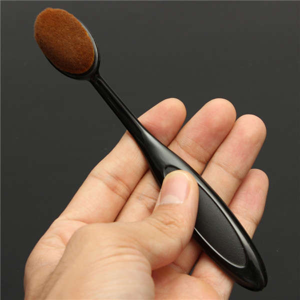 makeup brush