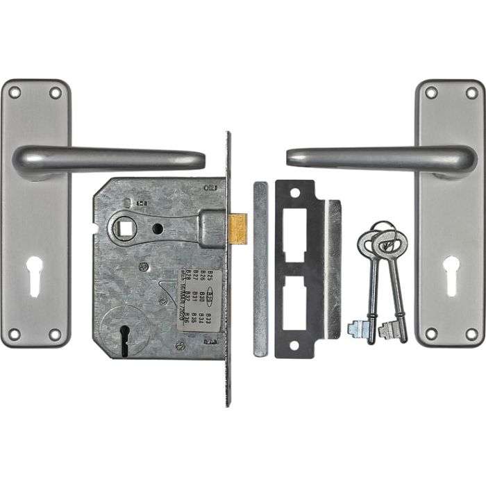 ChamberValue Aluminium Edinburg Keyhole Lever Handle On Backplate 2 Lever Lockset