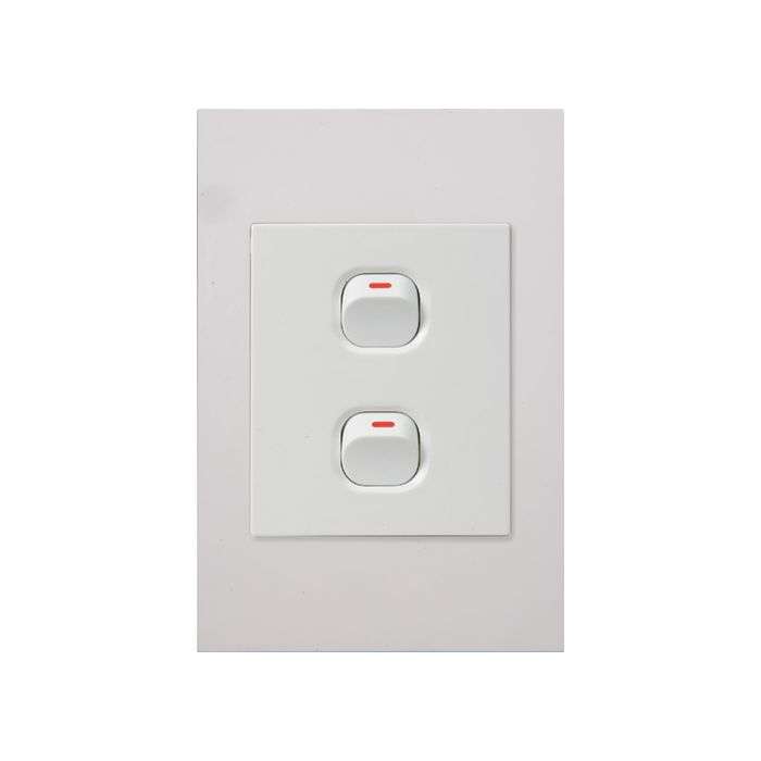 Lesco Pipelli Quad White 2-Lever 1-Way Light Switch 2x4