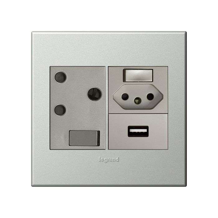 Legrand Arteor Graphite 1 New RSA, 1 RSA & 1 USB Wall Socket 4x4